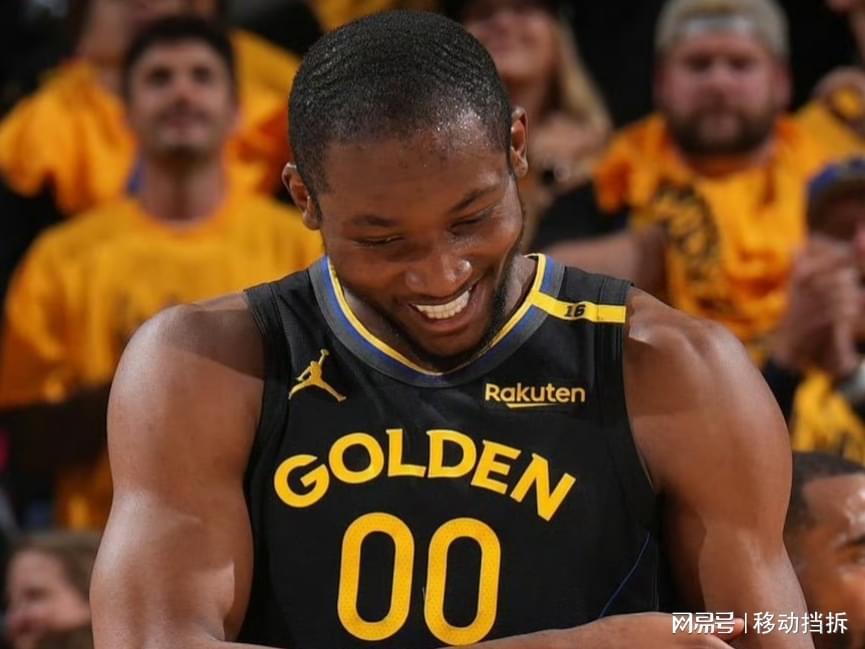 开云登录入口地址-爱签不签?美记:种种迹象表明,勇士不会提高对库明加的续约报价